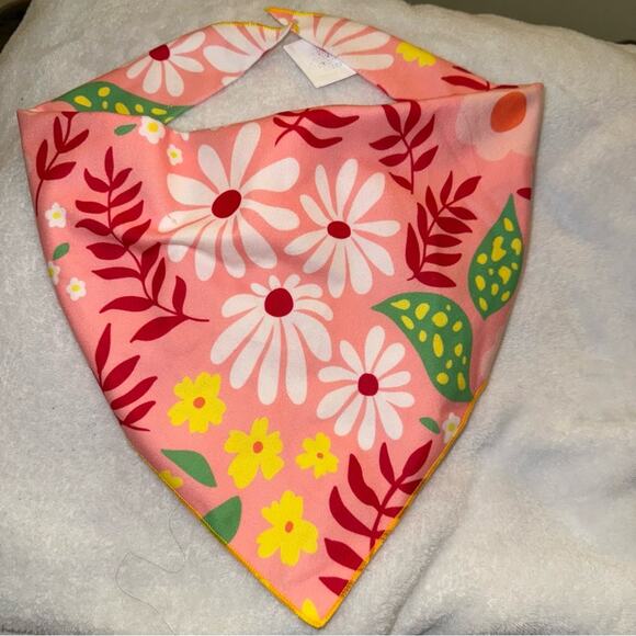 Boots and Barkley dog bandana NWT - Picture 2 of 3